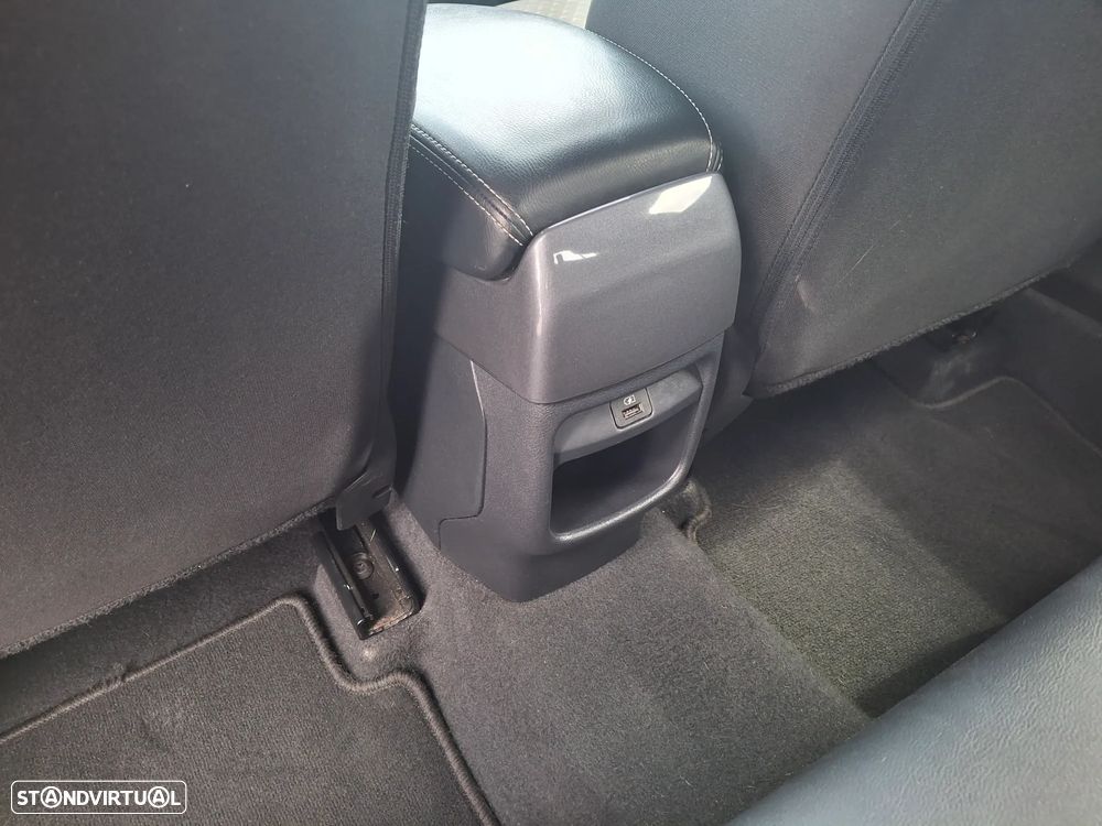 Nissan Juke 1.0 DIG-T N-Connecta NAV. DCT - 12