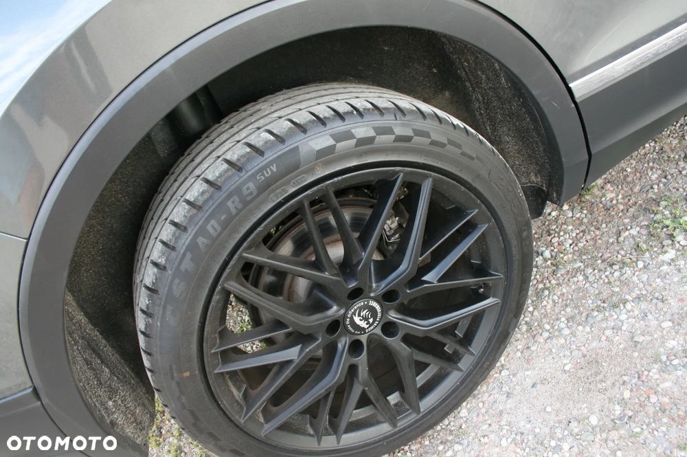 Volkswagen Tiguan 2.0 TDI SCR 4Motion DSG IQ.DRIVE - 19