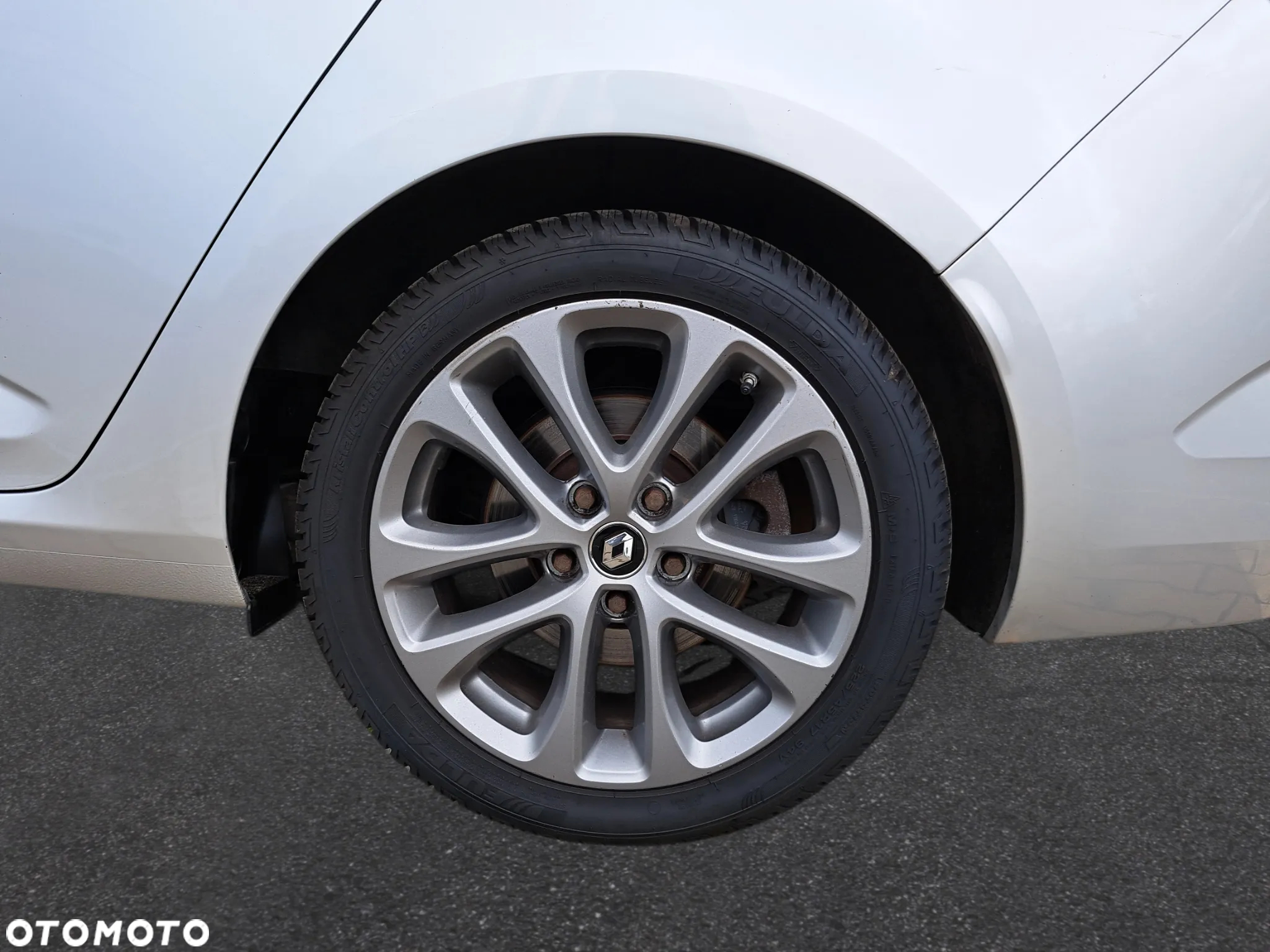 Renault Megane 1.6 dCi GT EDC - 9