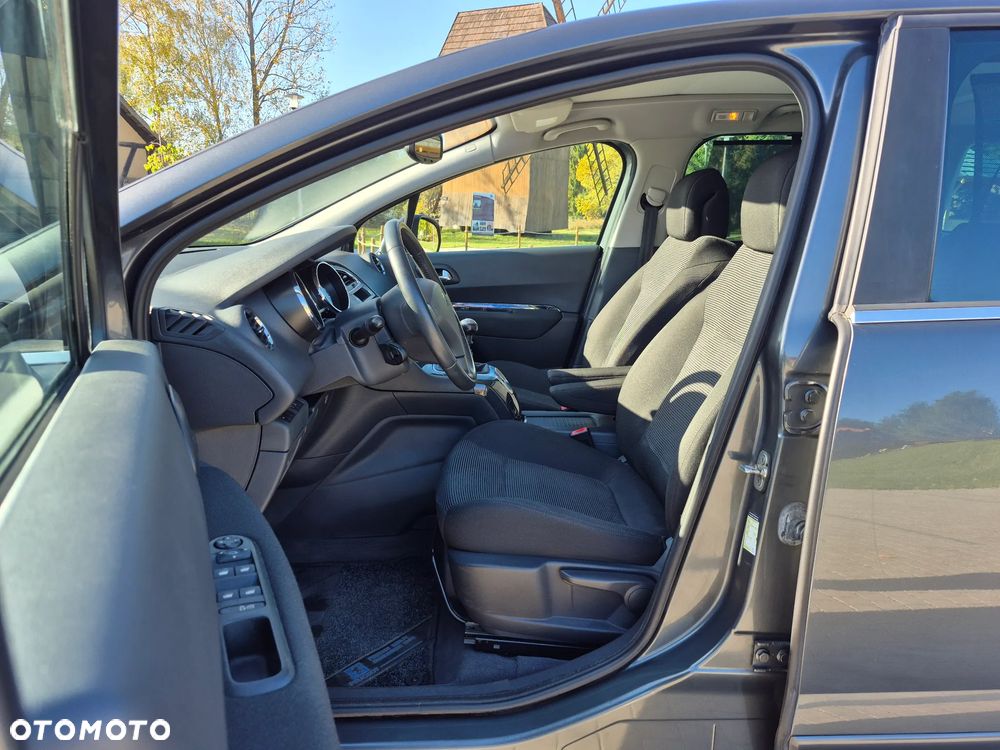 Peugeot 5008 1.6 THP Premium - 22