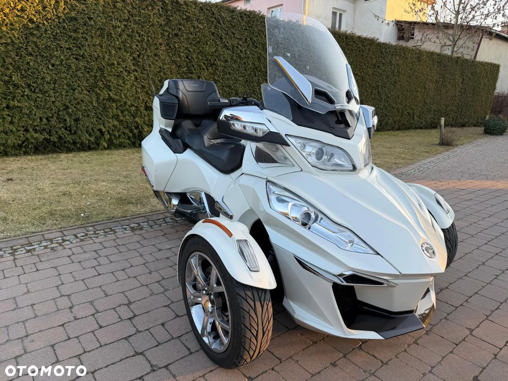 Can-Am Spyder - 3