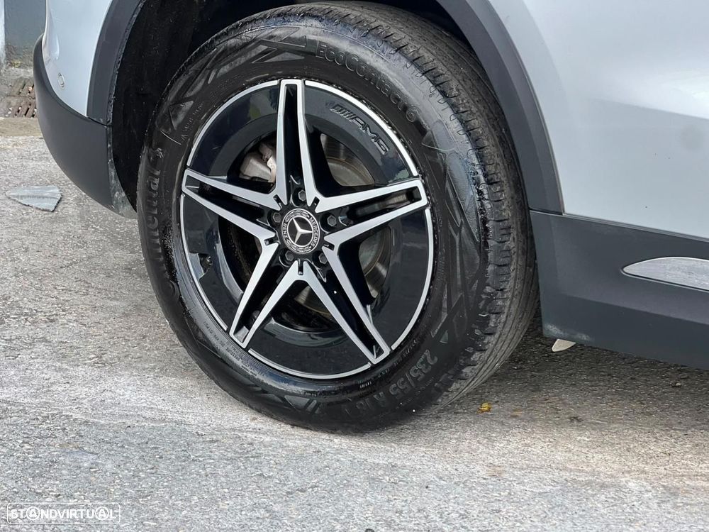 Mercedes-Benz EQA 350 4Matic AMG Line - 5