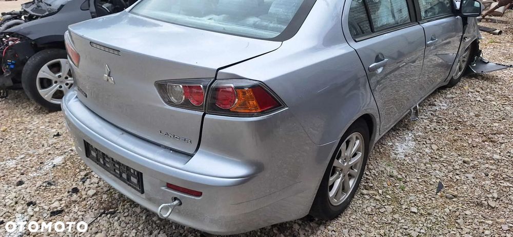 Mitsubishi lancer X sedan lampa tył prawa - 3