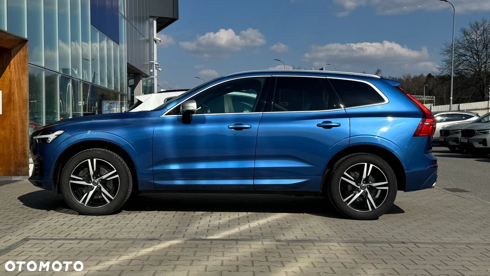 Volvo XC 60 T5 GPF AWD R-Design - 6