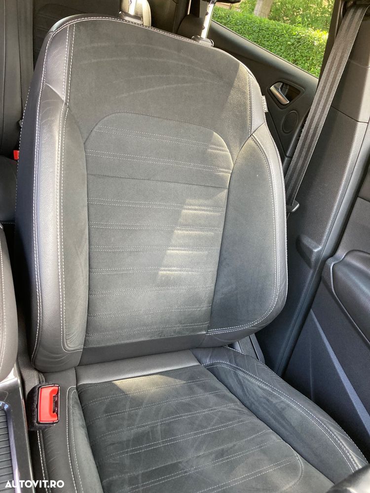 Ford Kuga 2.0 TDCi 4x4 Aut. ST-Line - 12