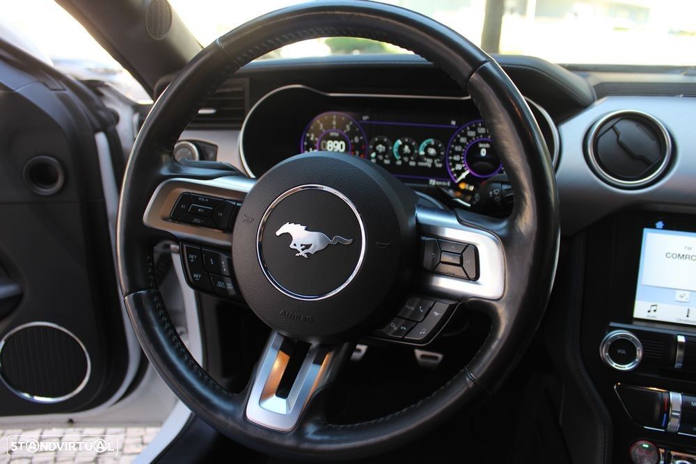 Ford Mustang 2.3i EcoBoost - 17