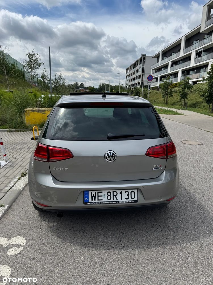 Volkswagen Golf 1.6 TDI BlueMotion Technology Cup - 10