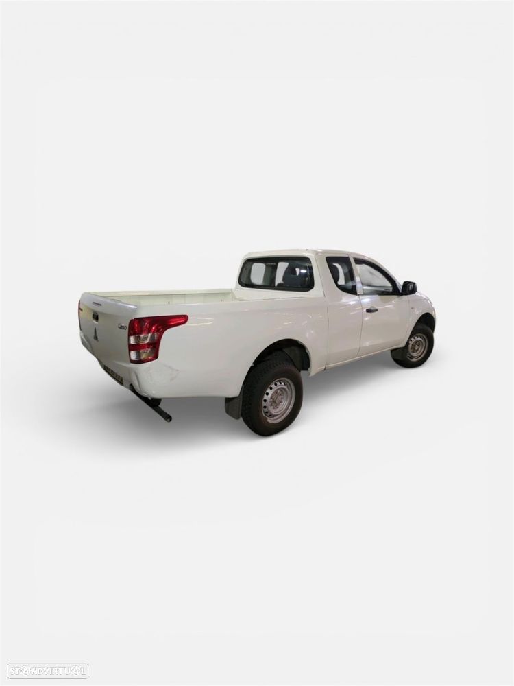 Mitsubishi L200 2.4 DI-D CD Invite 4WD - 3