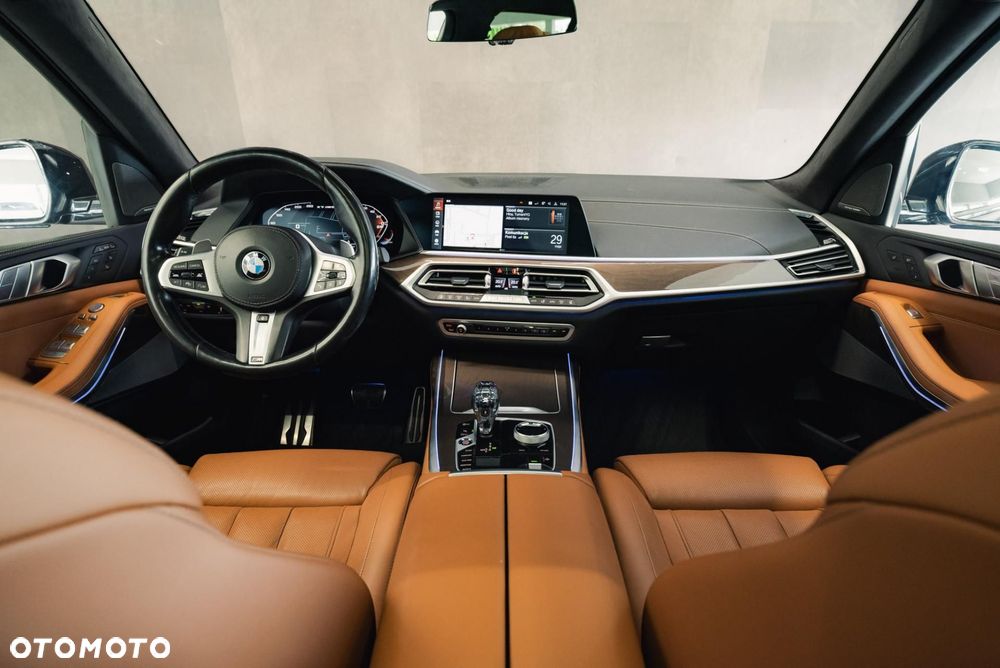 BMW X7 M50i sport - 11