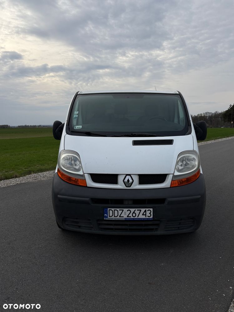 Renault Trafic - 13