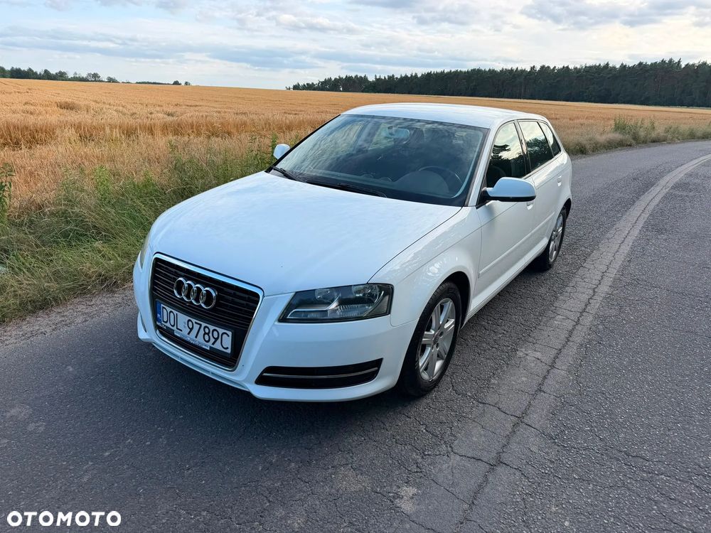 Audi A3 Sportback 1.6 Attraction - 9