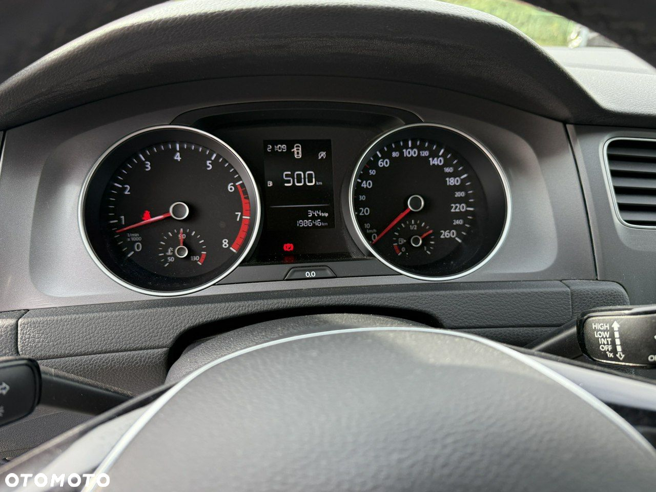 Volkswagen Golf - 24