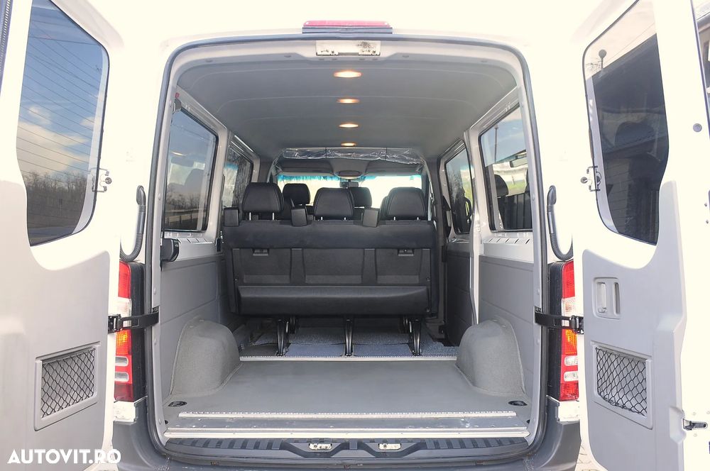 Mercedes-Benz Sprinter - 13