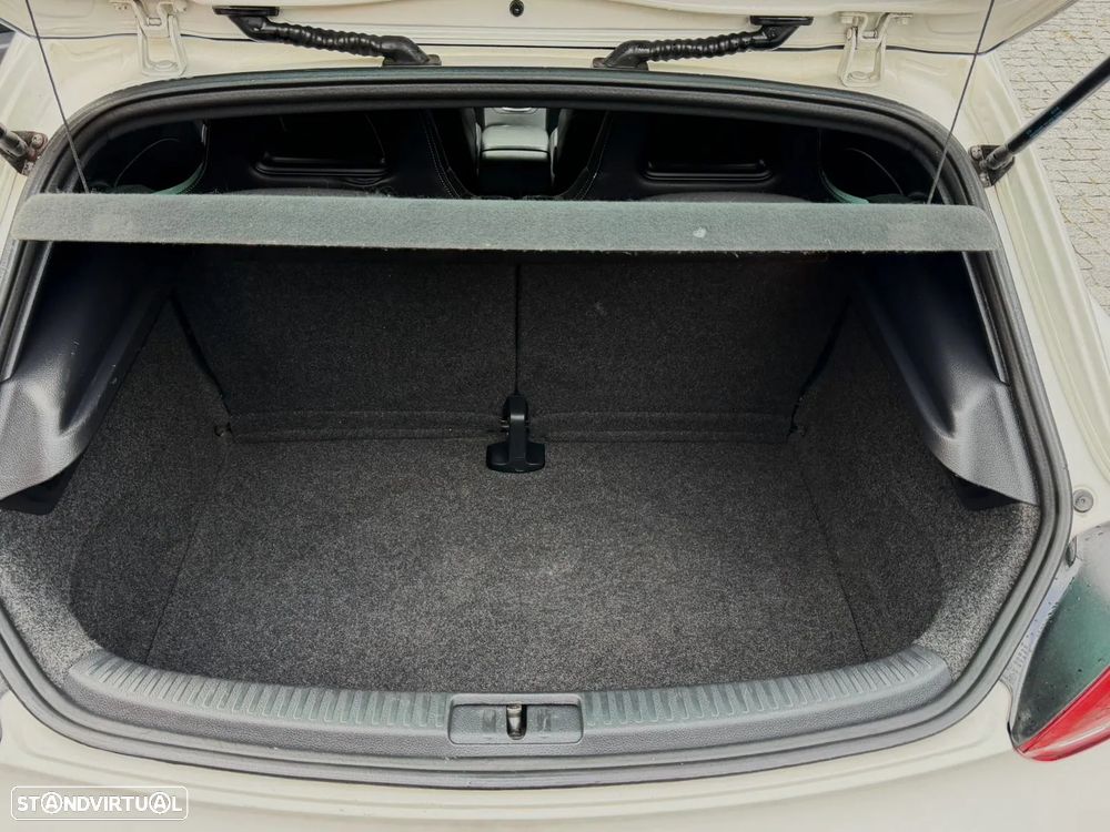 VW Scirocco 2.0 TDI DSG Life - 22