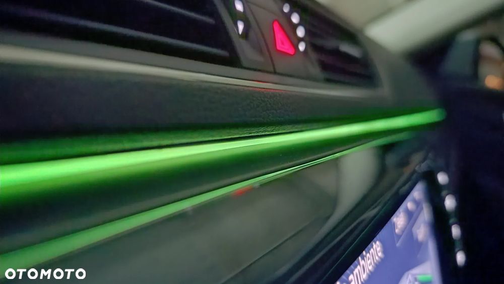 Skoda Superb 2.0 TDI DSG L&K - 35