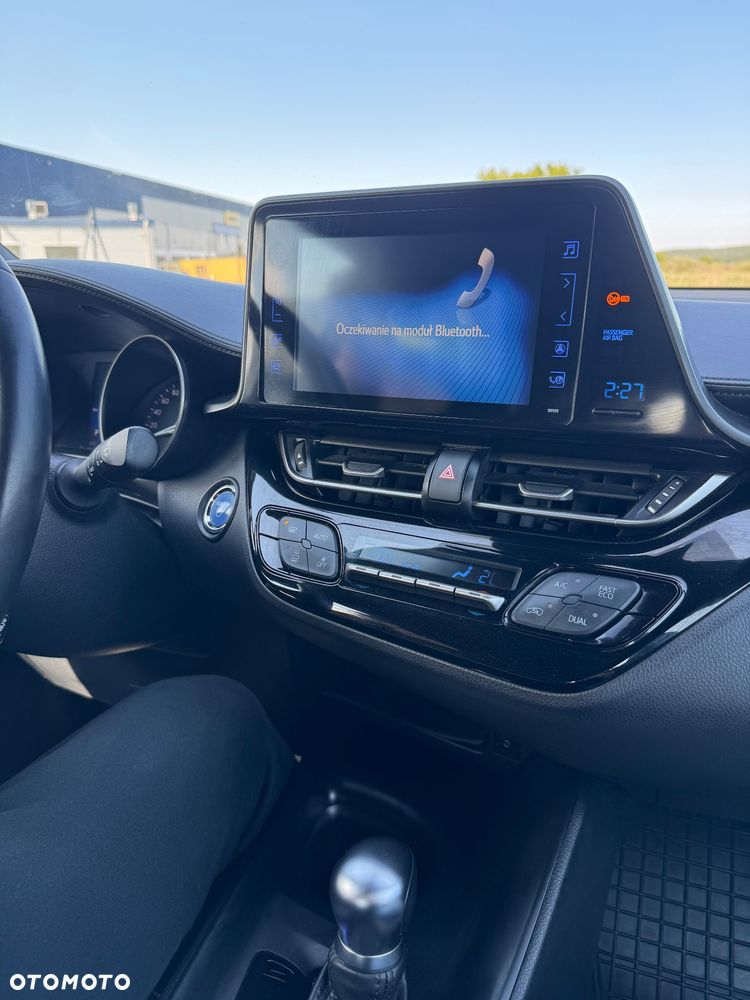 Toyota C-HR - 23