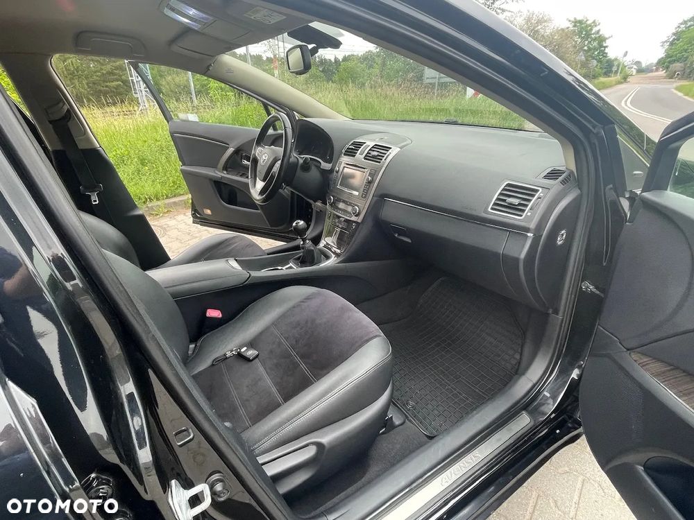 Toyota Avensis 2.0 D-4D Style - 18