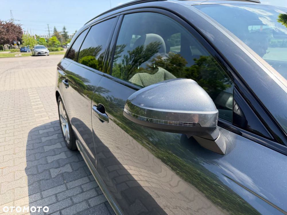 Audi A4 Avant 40 TDI S Line S tronic - 17
