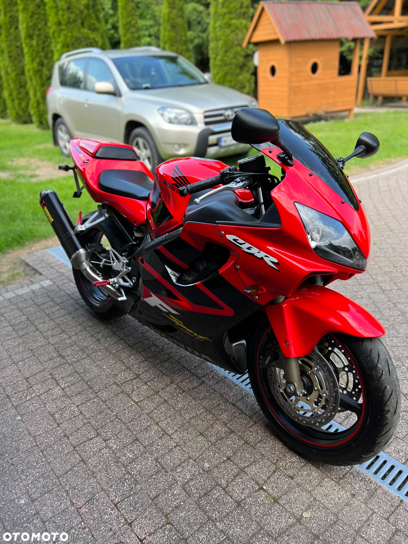 Honda CBR - 8