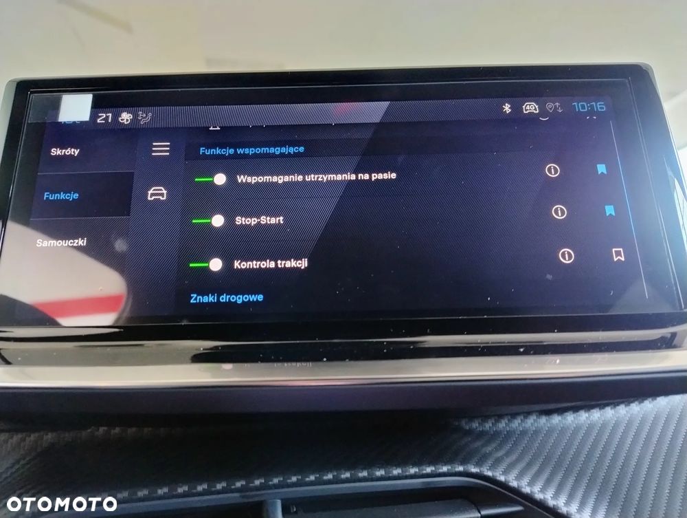 Peugeot 2008 PureTech 100 Allure S&S BVM6 - 13