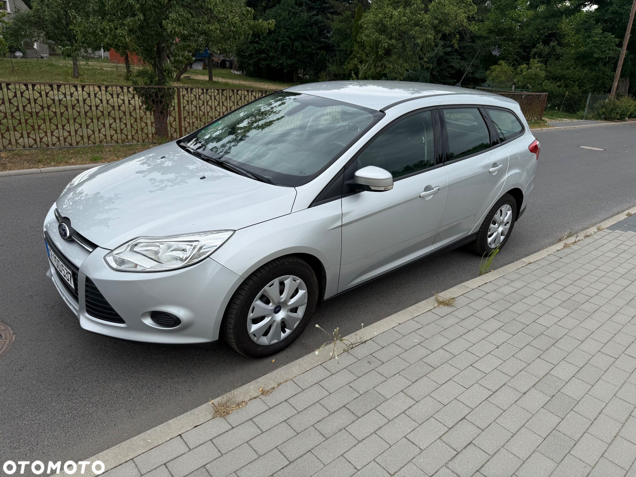 Ford Focus Turnier 1.6 TDCi DPF Start-Stopp-System SYNC Edition - 1