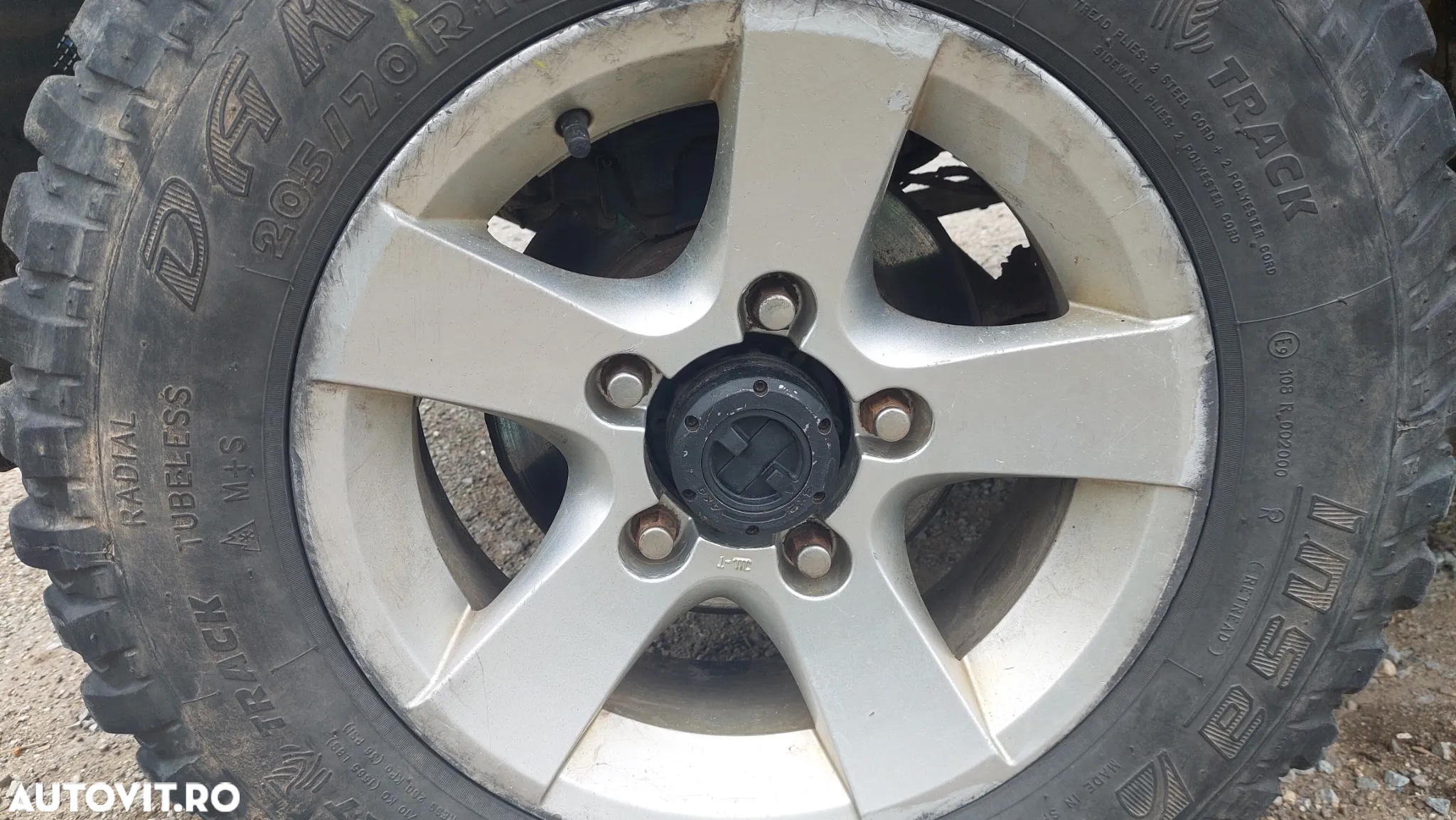 Suzuki Jimny 1.5 DDiS Club - 8