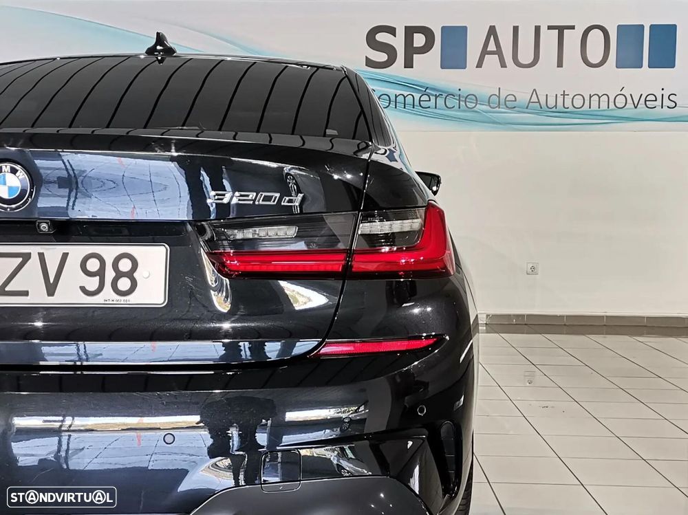 BMW 320 d Pack M Auto - 28