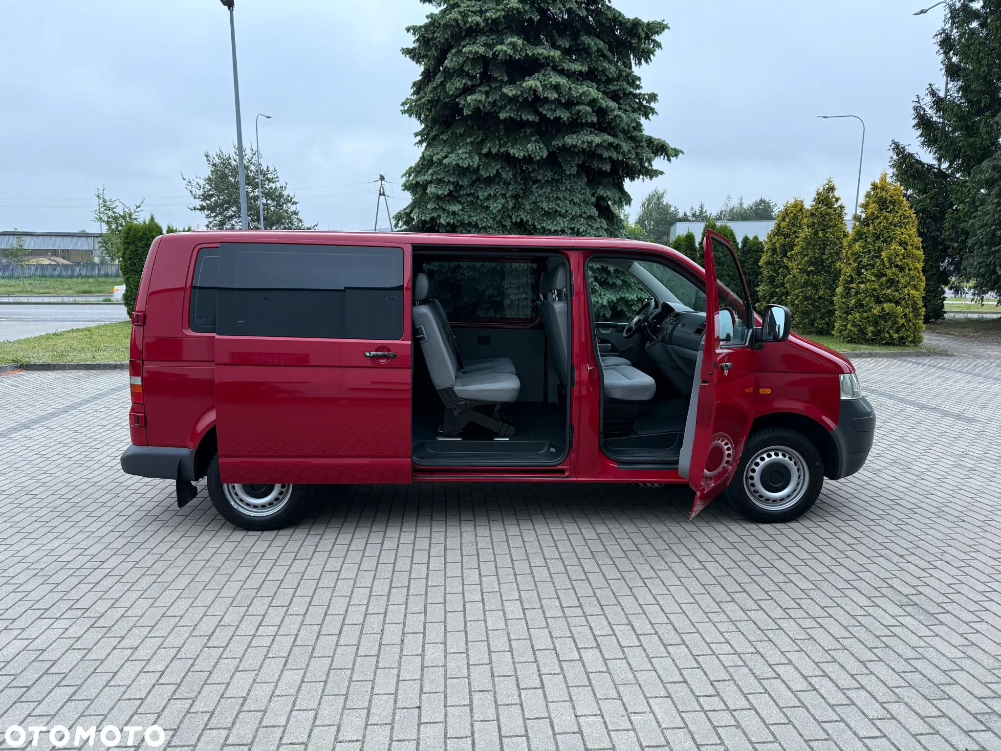 Volkswagen Transporter - 4