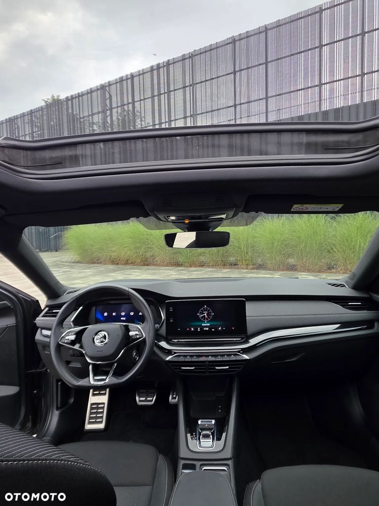 Skoda Octavia 2.0 TDI DSG Sportline - 20