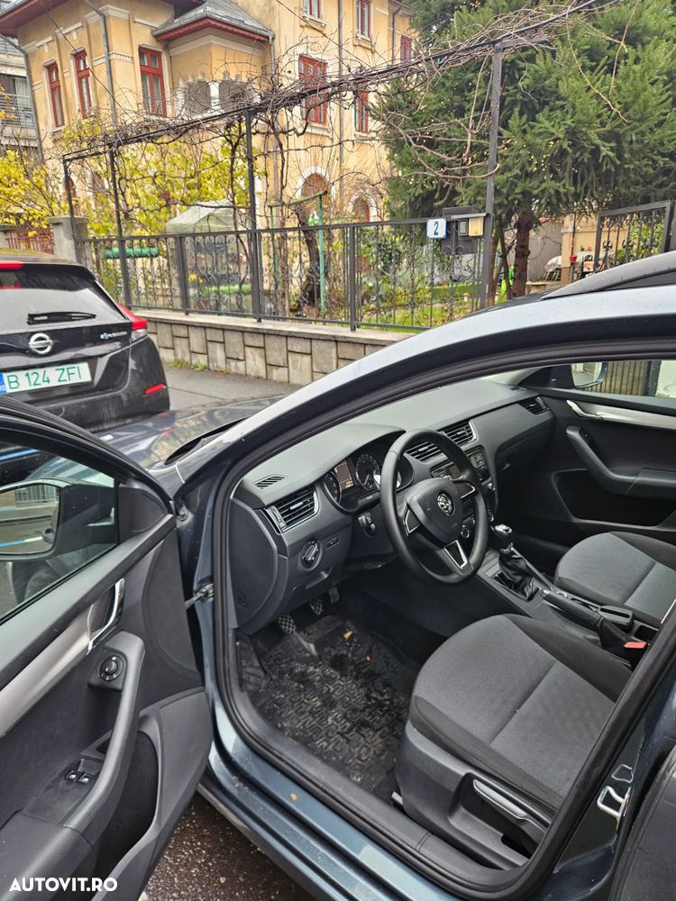 Skoda Octavia 1.6 TDI GREENLINE - 6