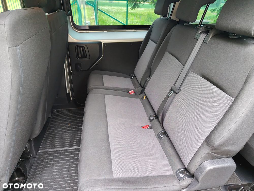Peugeot Traveller 2.0 BlueHDi Compact Business - 18