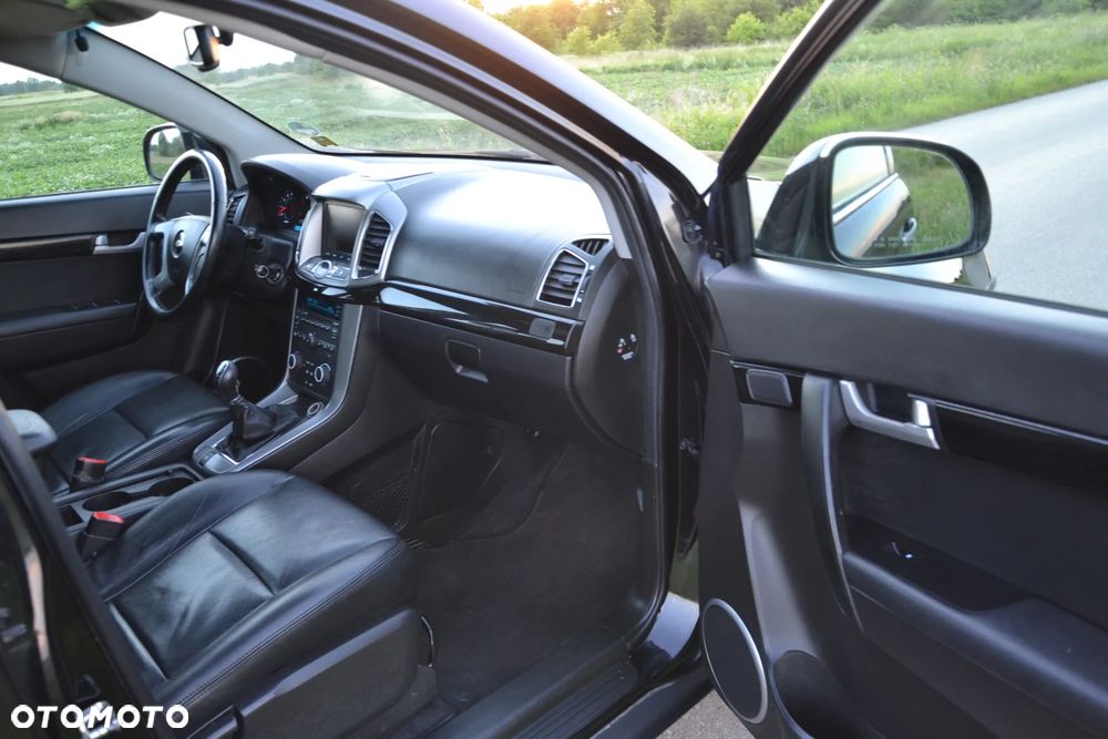 Chevrolet Captiva - 24