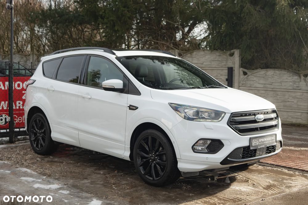 Ford Kuga 1.5 EcoBoost 2x4 ST-Line - 34
