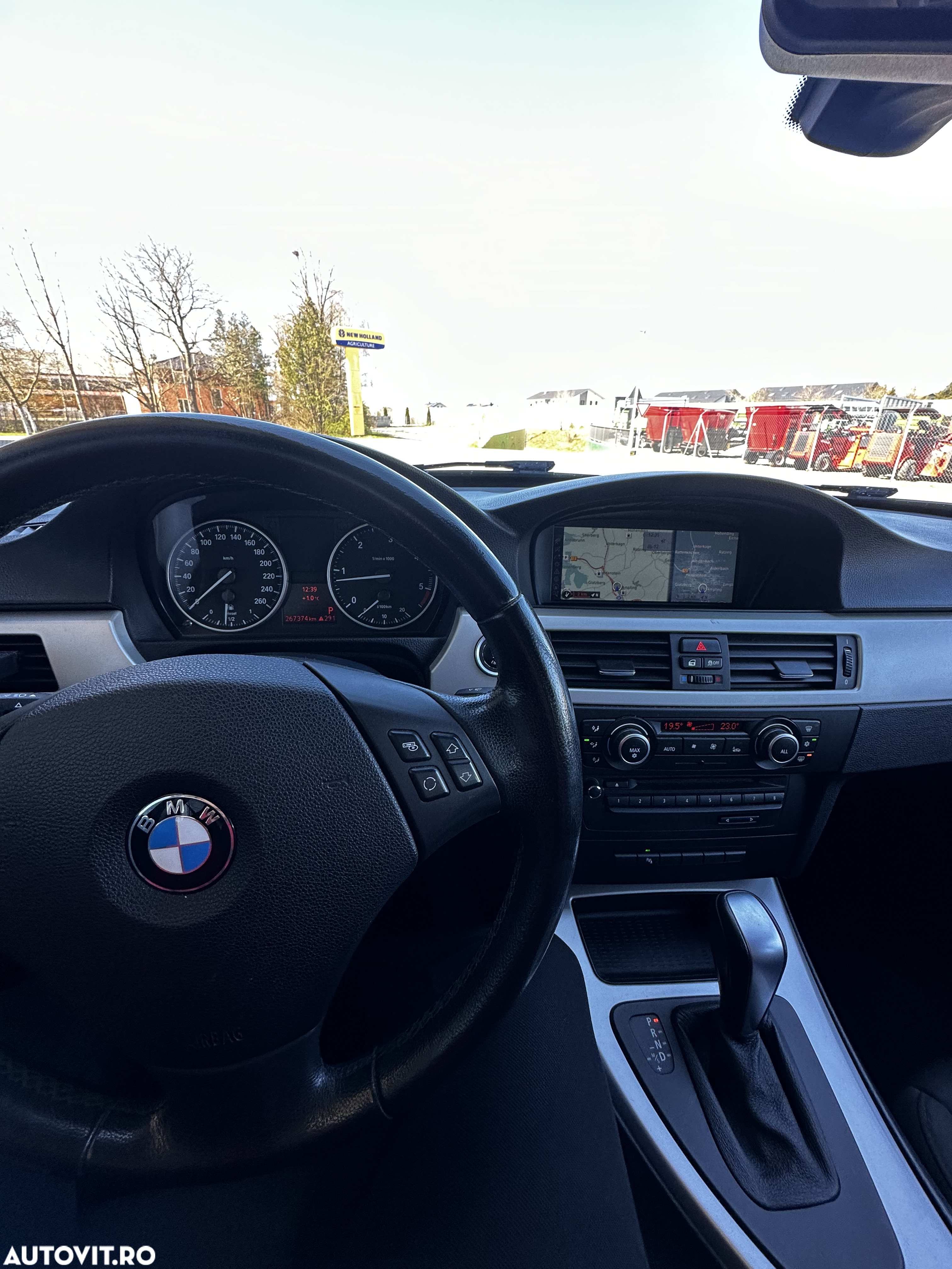 BMW Seria 3 320d DPF Aut. - 10