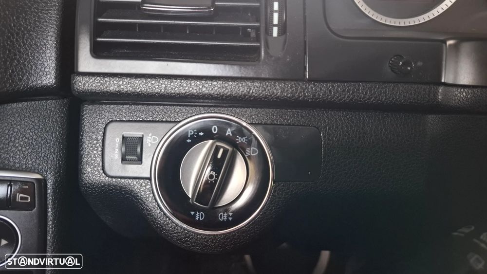 Mercedes-Benz C 220 CDi Avantgarde BlueEfficiency - 38