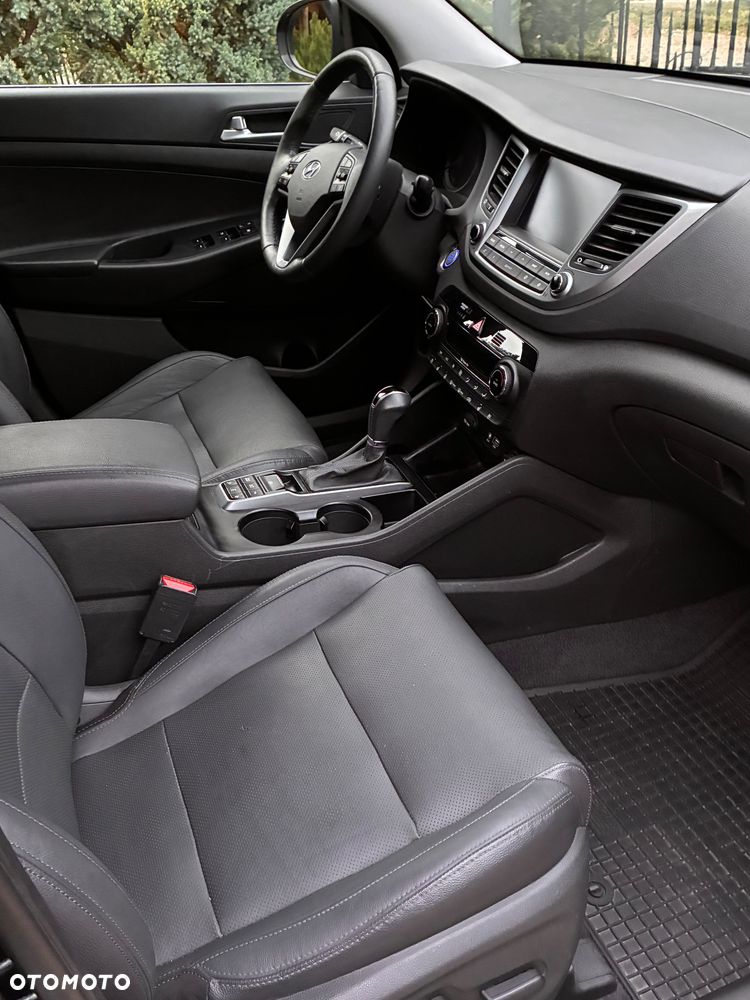 Hyundai Tucson - 8