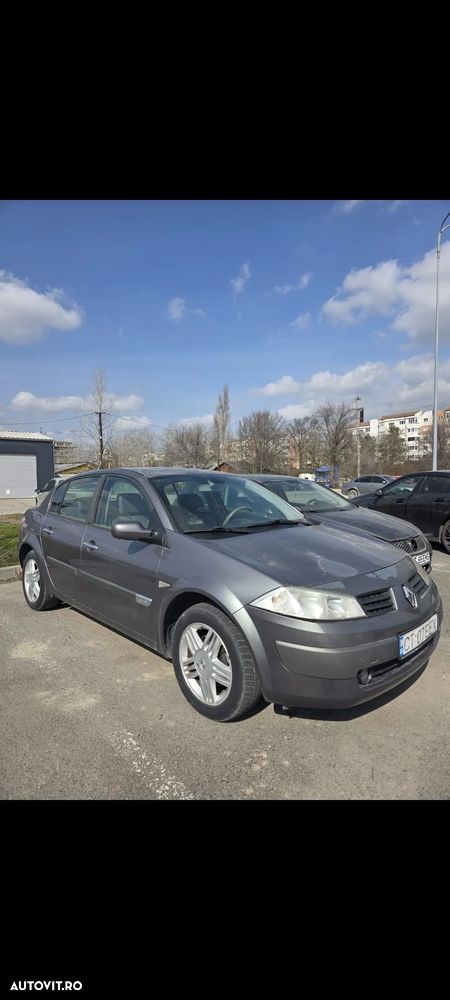 Renault Megane 1.6 Privilege - 1