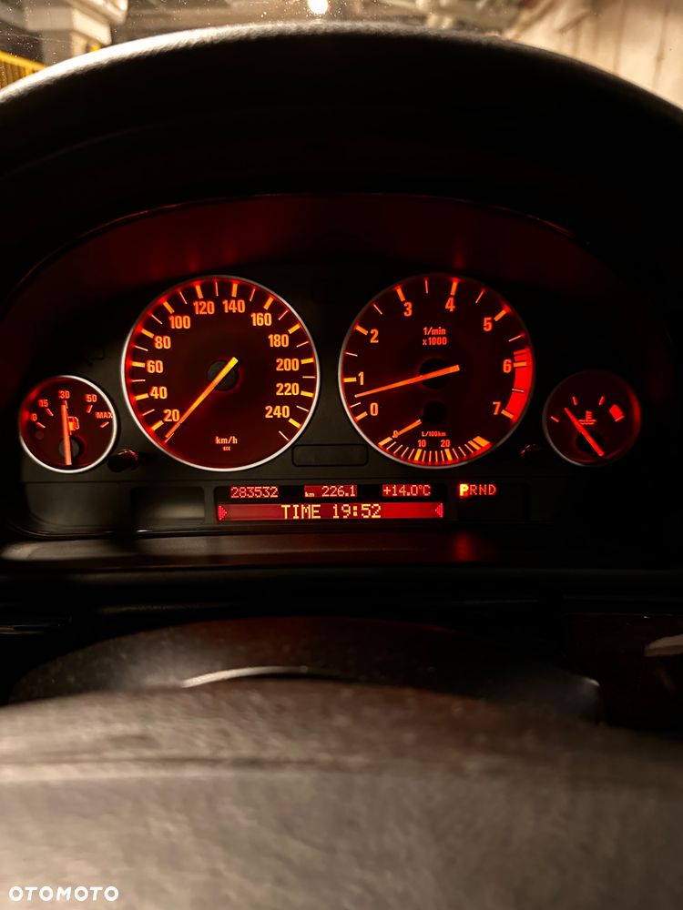 BMW Seria 5 - 13