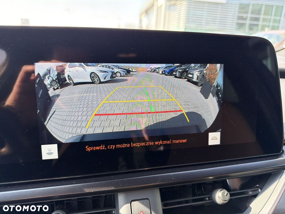 Lexus UX 250h GPF F Sport Design 2WD - 32