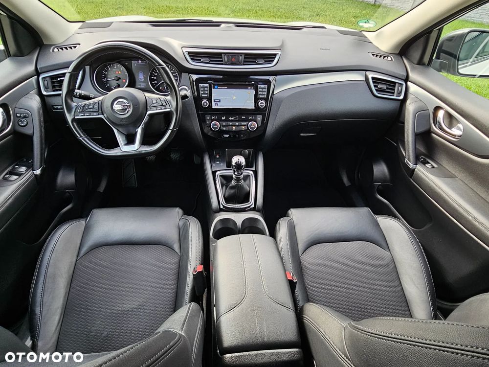 Nissan Qashqai 1.2 DIG-T 360 - 24