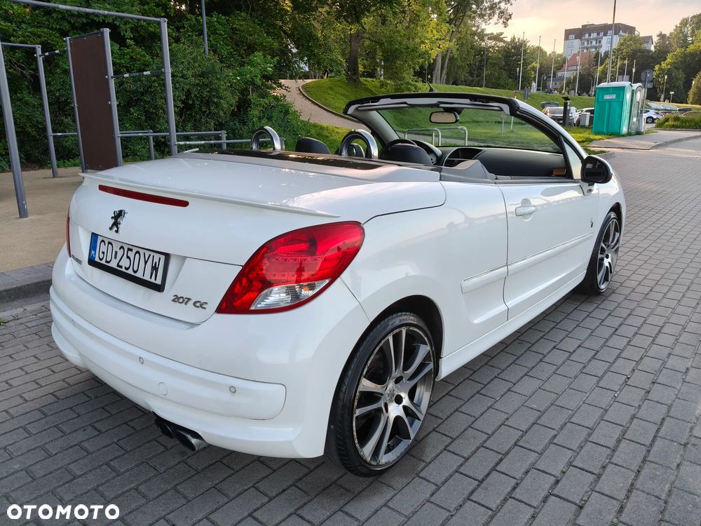 Peugeot 207 CC 155 THP Black&White Edition - 11