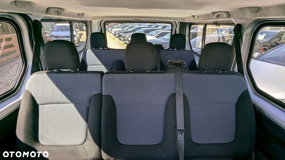 Opel Vivaro - 17