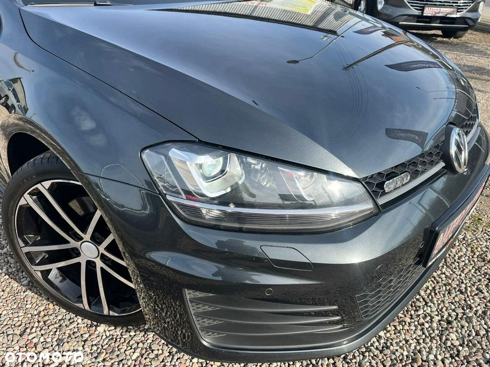 Volkswagen Golf 2.0 TDI BMT GTD - 37