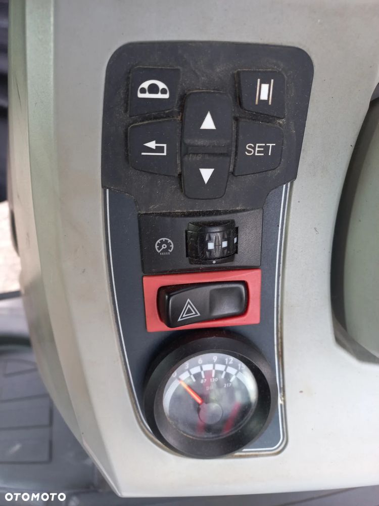 Kabina valtra,licznik ,wiązka elektryczna,dach,pulpit,wyświetlacz,ehr,sterownik,komputer,instalacja,szyberdach,R917008392,podłokietnik,pompka hamulcowa,orbitrol,t 194,t175,254,versu,q 305,t144,s,t234,t214,t154,s416,s374, - 26