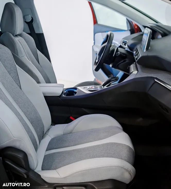 Peugeot 3008 PureTech 130 Stop & Start GPF EAT8 Allure - 9