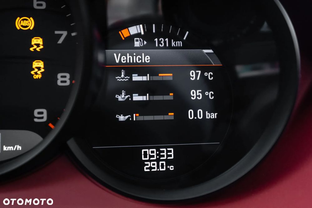 Porsche 718 Boxster Spyder - 35