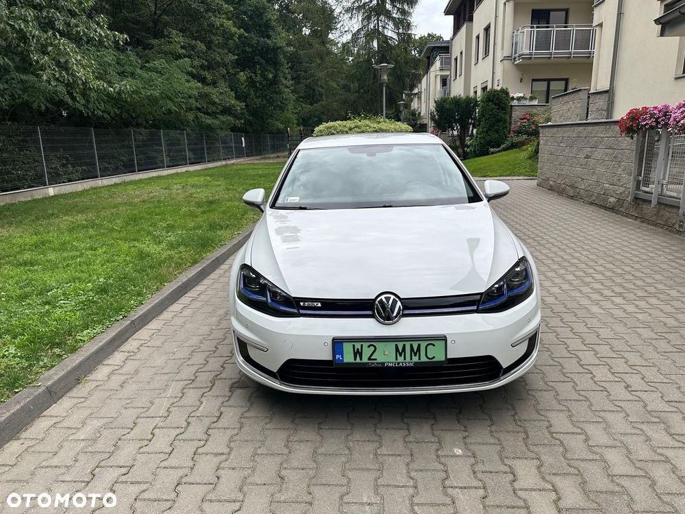 Volkswagen Golf e-Golf - 10