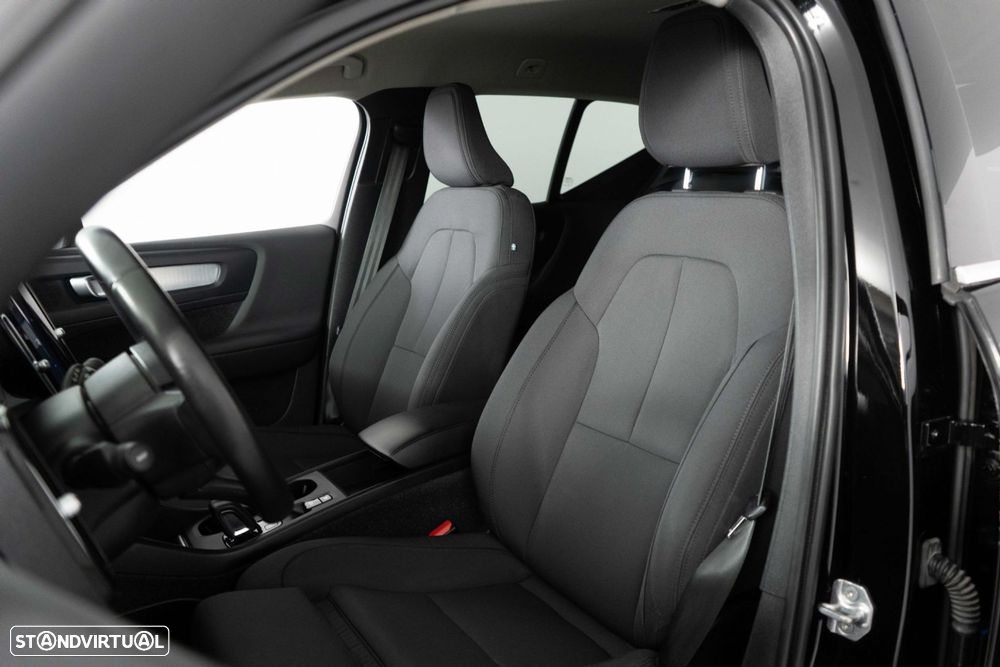 Volvo XC 40 1.5 T5 PHEV Momentum Plus - 11