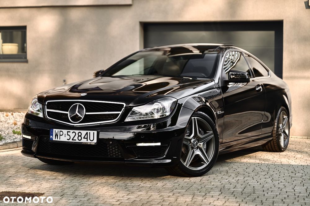 Mercedes-Benz Klasa C 63 AMG - 5