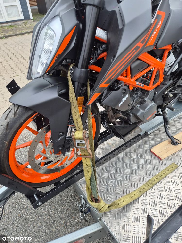 KTM Duke 125 - 4
